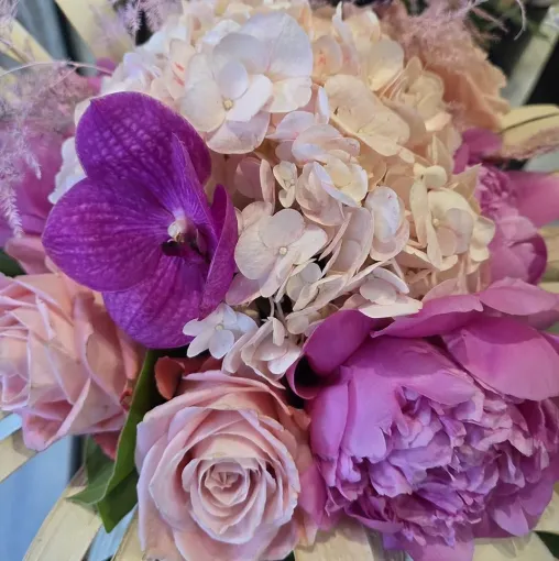 Bouquets sur mesure pour toutes vos occasions à Ajaccio, Ajaccio, NATURAL ART CREATRICE FLORALE